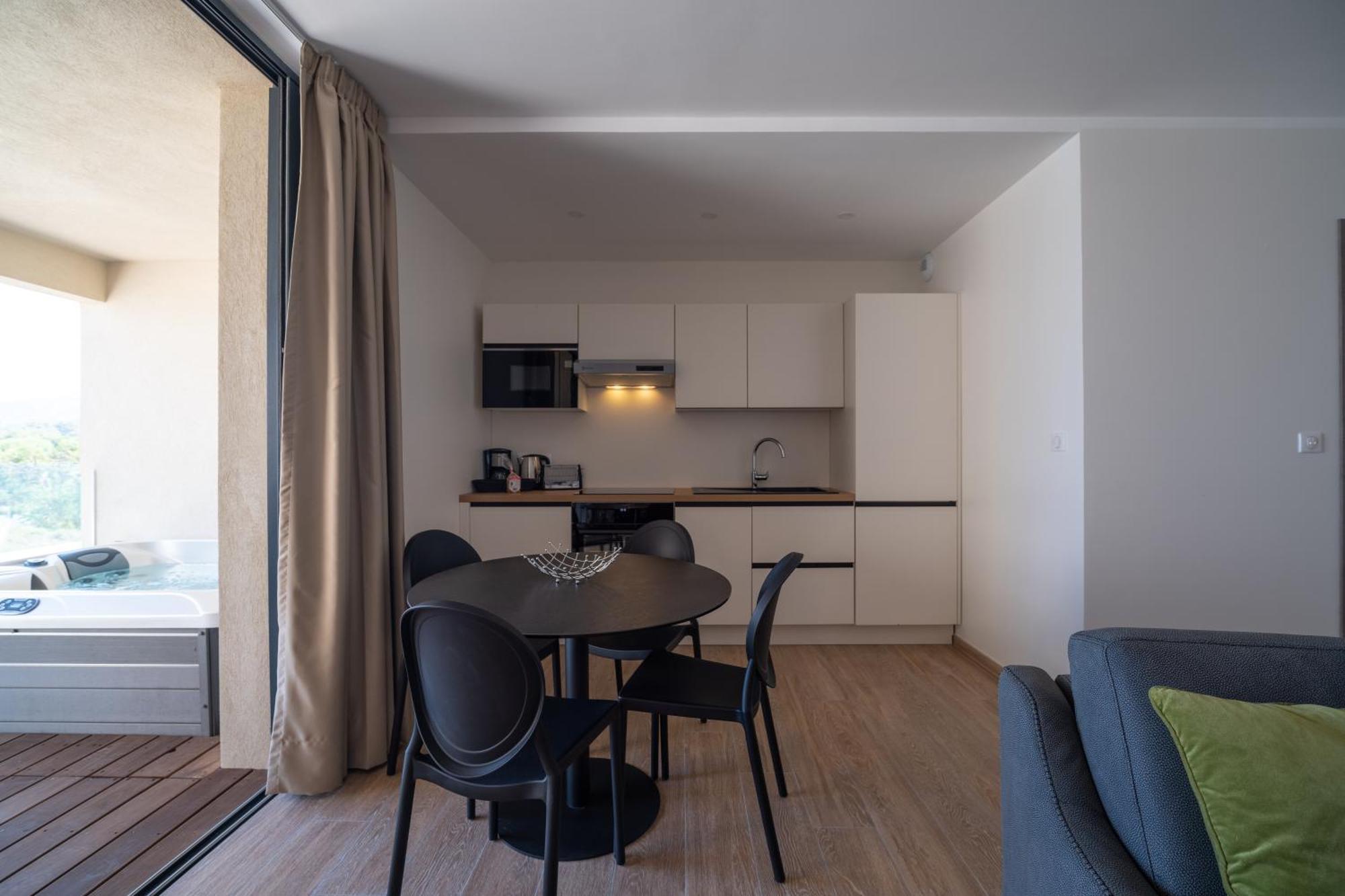 Residence Saletta Mare เอลเลอรูซ ภายนอก รูปภาพ