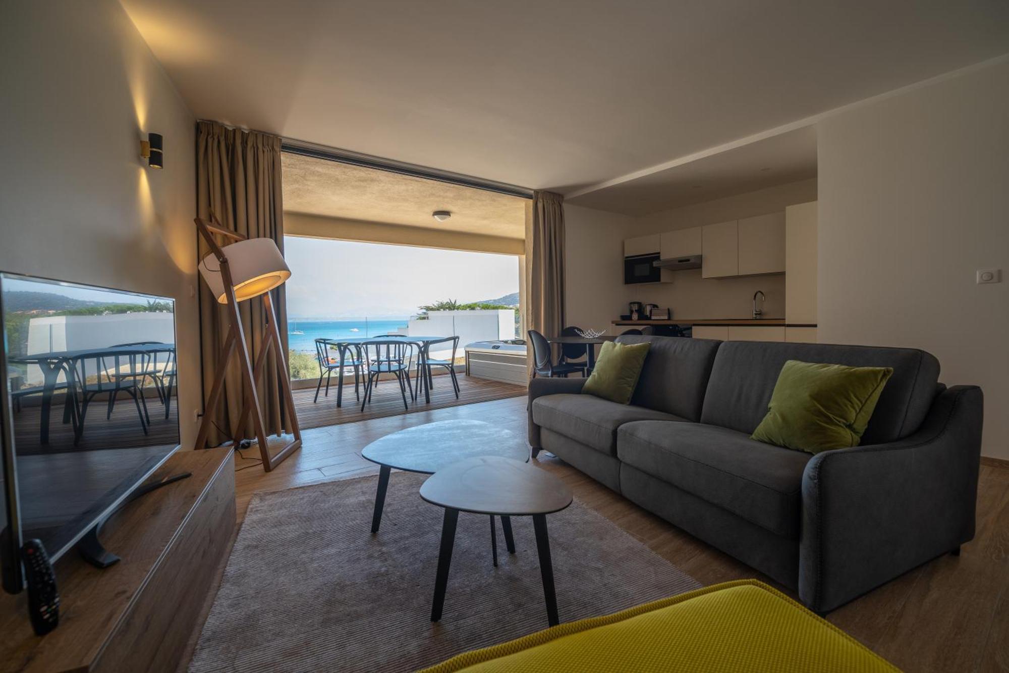 Residence Saletta Mare เอลเลอรูซ ภายนอก รูปภาพ